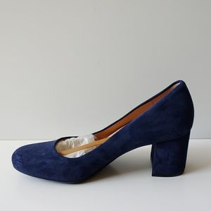 naturalizer whitney navy